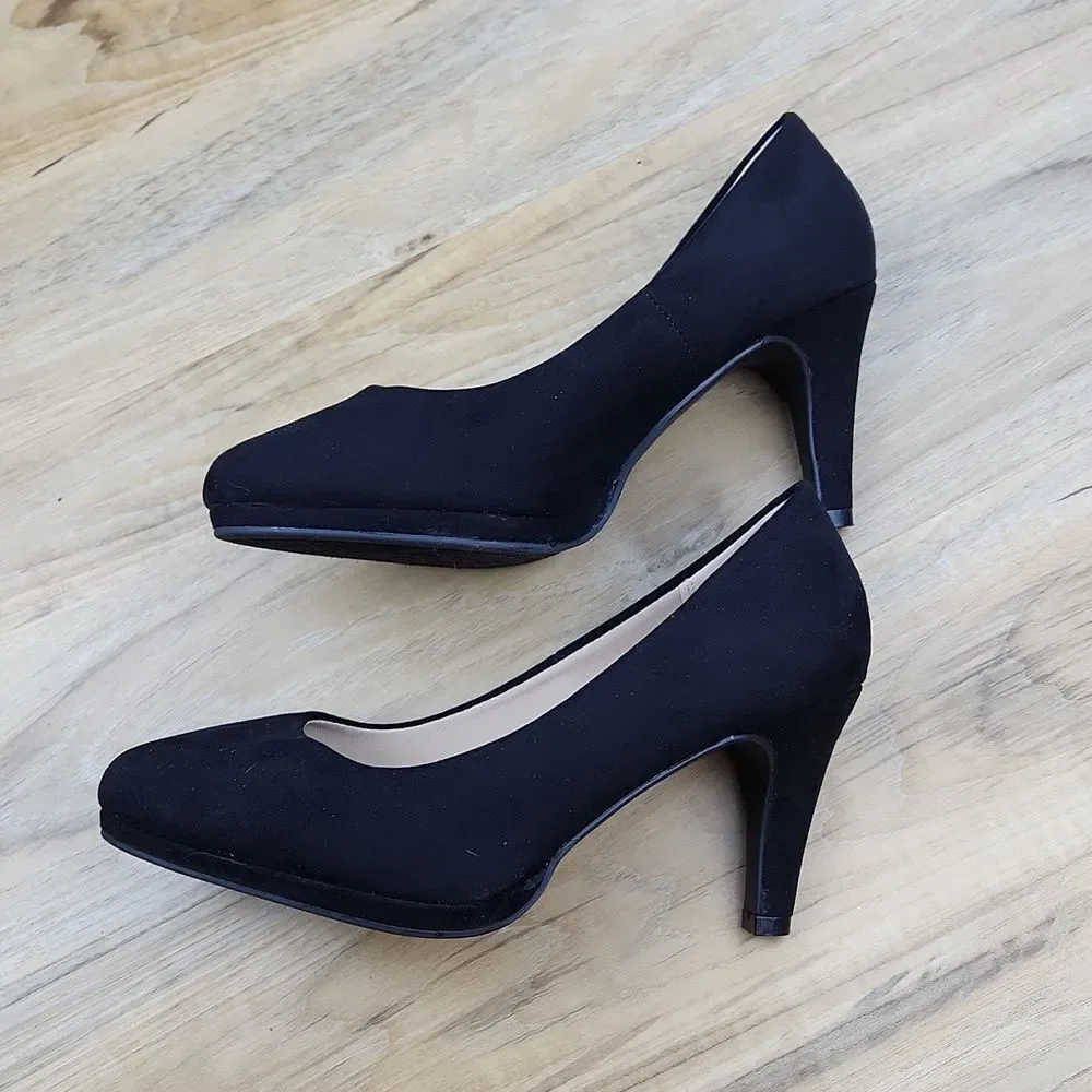 🩵NWOB Dream Pairs Black City Suede Heels Size 8